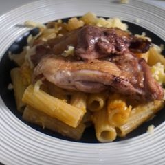 A picture of Golden yolk chicken pasta, no cream (49g protein).