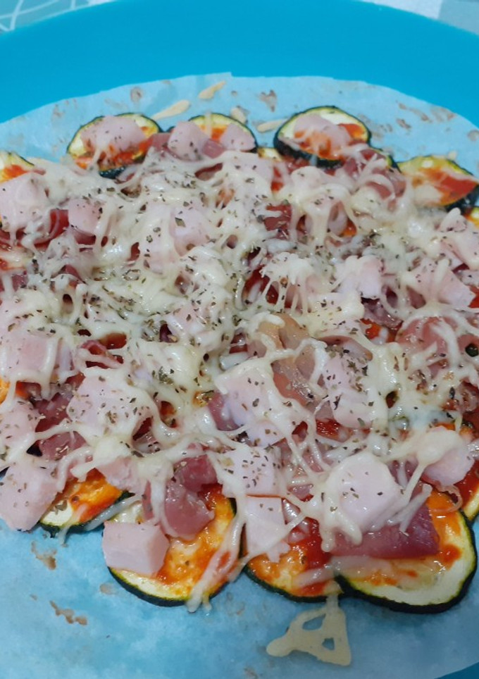 Una foto de Pizza con base de calabacín