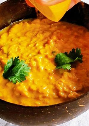 Une photo de La meilleure recette de curry vegan lentilles rouges