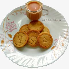A picture of Homemade Digestive Biscuits in Kadai and Microwave.