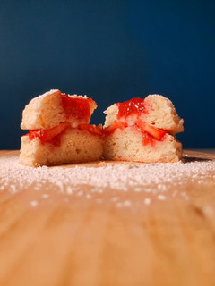 Una foto de Scones de fresa