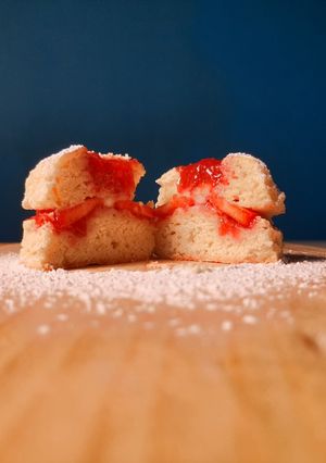 Una foto de Scones de fresa