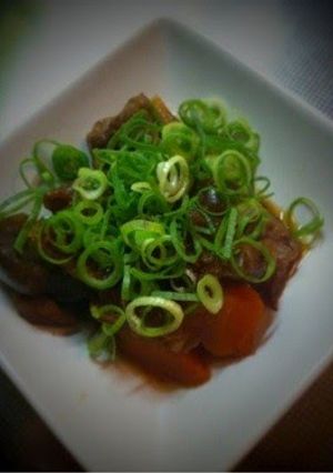 A picture of Simmered Beef Tendon.
