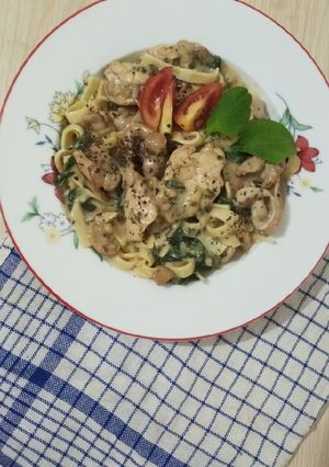 Foto resep Creamy Fettucini with Spinach 🌿