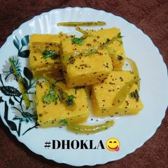 A picture of Dhokla.