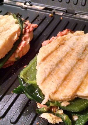 A picture of Poblano Pepper Grilled Cheese.