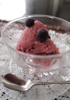 A picture of Macrobiotic Dairy-Free Berry Ice Cream.