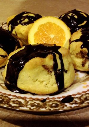 A picture of Orange breakfast biscuits.