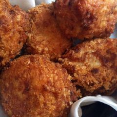 A picture of Creamy and Starchy Taro Root Croquettes with Ham and Cheese.