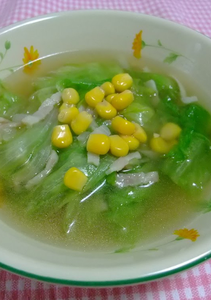 A picture of Soup with Lots of Lettuce.