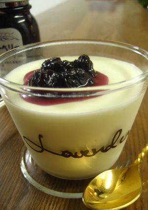 A picture of Fluffy Angel Yogurt Mousse.