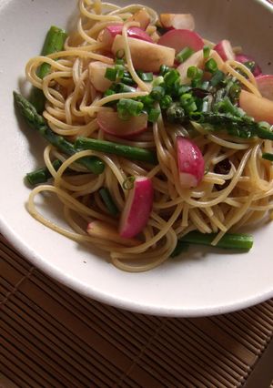 A picture of Radish Peperoncino Sansho-Style.