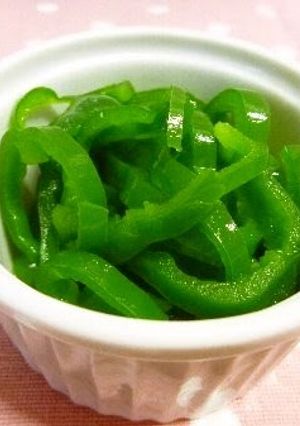 A picture of Microwaved Bell Pepper Namul for Bentos.