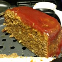 A picture of Meatloaf.