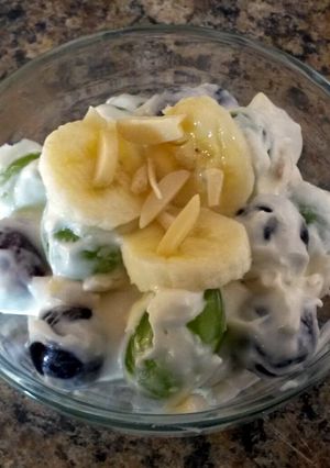 A picture of Dreamy Grape Salad.