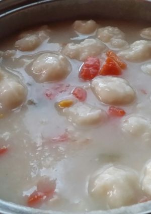 A picture of Iz's Cheater's Chicken and Dumplings / Pot Pie?.