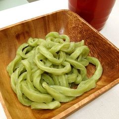 A picture of Homemade Udon Noodles Made With Matcha Aojiru.