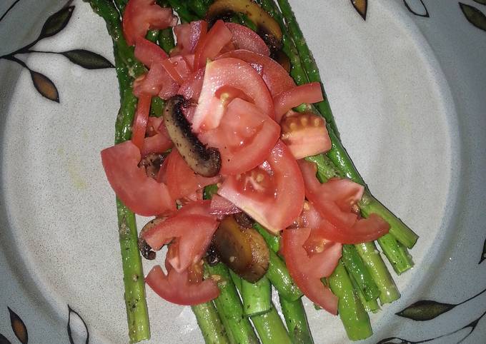 How to Prepare Perfect Simple Asparagus Salad