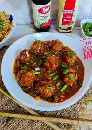 A picture of Restaurant-Style Veg Manchurian.