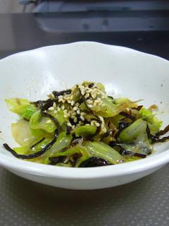A picture of A Drinking Appetizer: Crispy Lettuce with Shio-Konbu.
