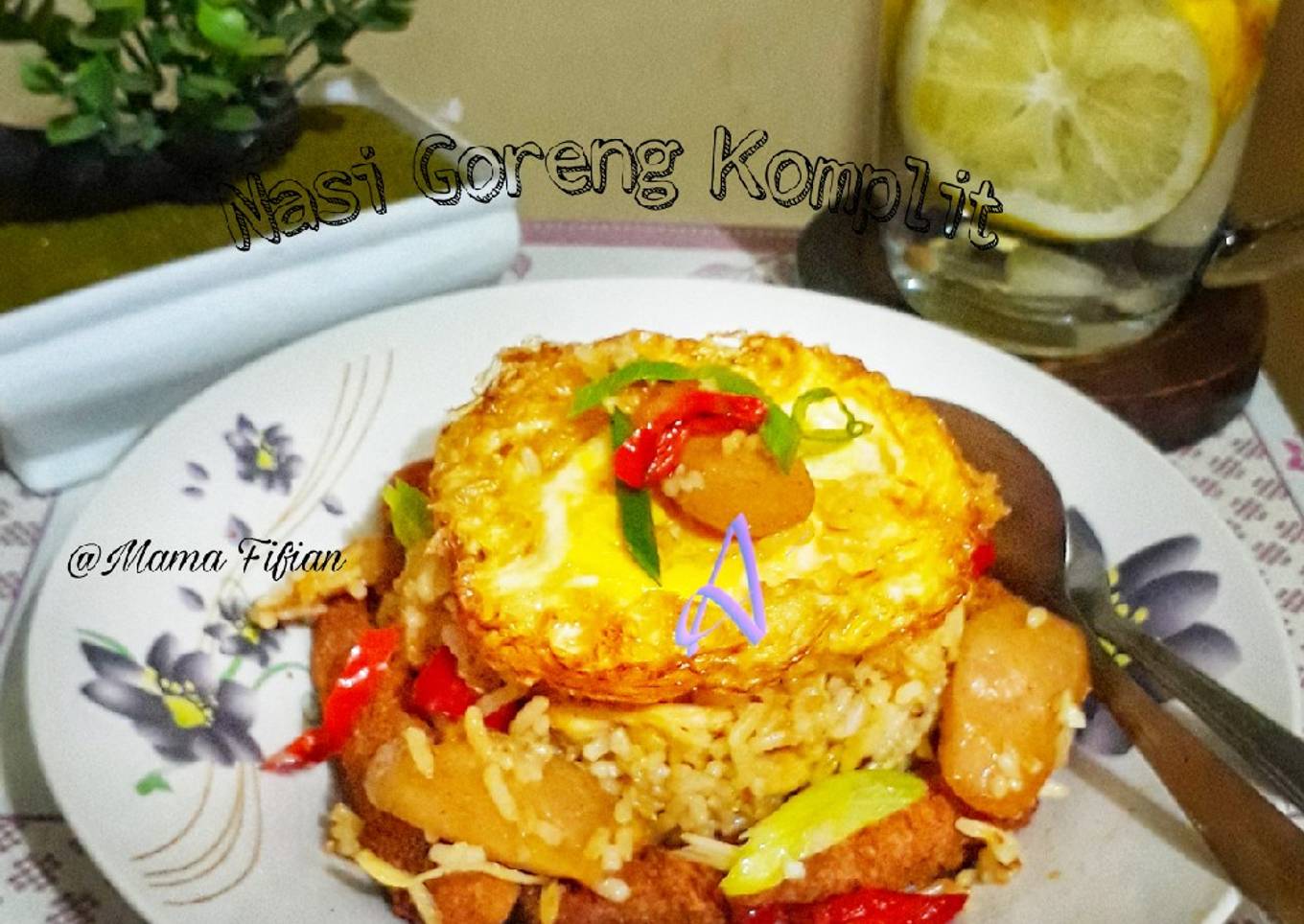 Nasi Goreng Komplit