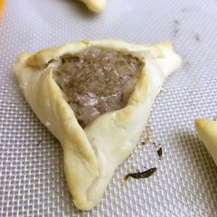 A picture of Fatai (Lebanese Meat Pies).
