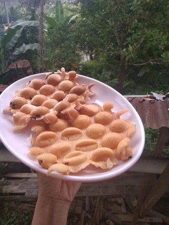 Langkah Gampang Menyiapkan Resep  Waffle stroberi yang Lezat, Enak
