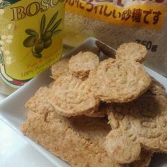 A picture of Crispy Olive Oil Coconut Cookies.