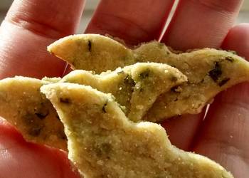 How to Recipe Perfect Cheesy gluten free crackers