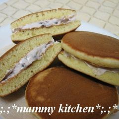 A picture of Soy Milk Dora-Yaki Pancakes with Cream Filling.