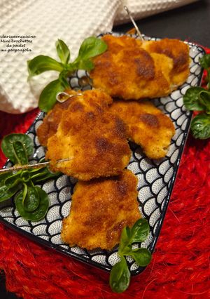 Une photo de Mini brochettes de poulet au gorgonzola