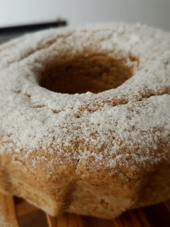 Una foto de Budín integral de avena y coco sin lácteos ni azúcar