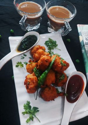 A picture of Moongdal fritters.