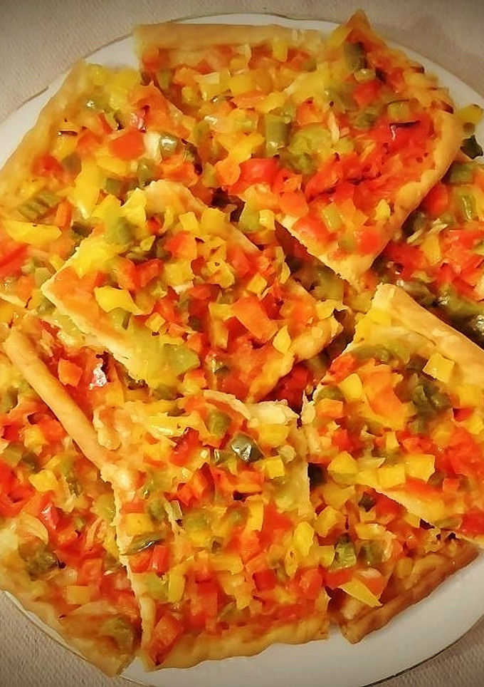 Una foto de Coca de Trempó (verduras variadas)