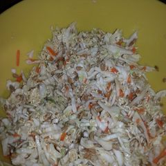 A picture of Ramen noodle coleslaw salad.