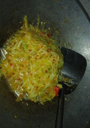 Foto resep Tumis kates rebon pedas