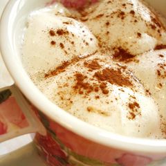 A picture of Hot Marshmallow Milk.