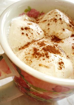 A picture of Hot Marshmallow Milk.