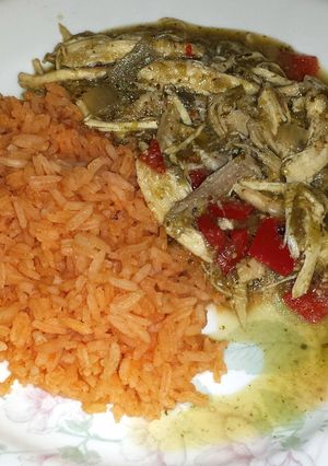 A picture of Slow Cooker Chicken Chili Verde.
