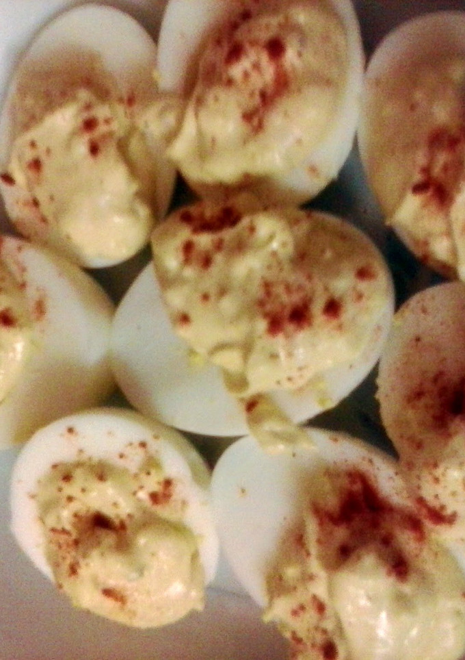 A picture of Devilish Eggs Royal.