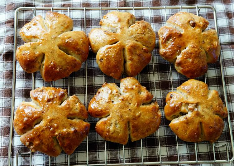 Walnut bread