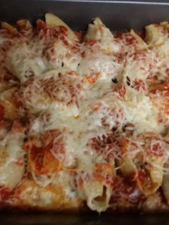 A picture of Easy Stuffed Shells.
