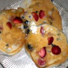 A picture of berrylicious pancakes.