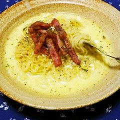 A picture of Sapporo Ichiban Salt Ramen Carbonara.