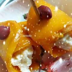 A picture of Mango Roll.