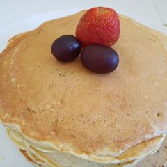 A picture of Fruity Pancakes#eldybreakfastcontest.