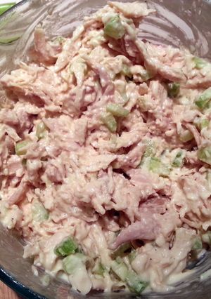 A picture of chicken salad.