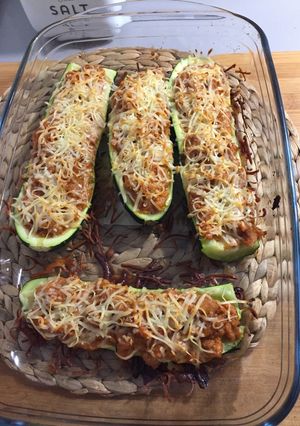 Una foto de Calabacines rellenos de atún con thermomix