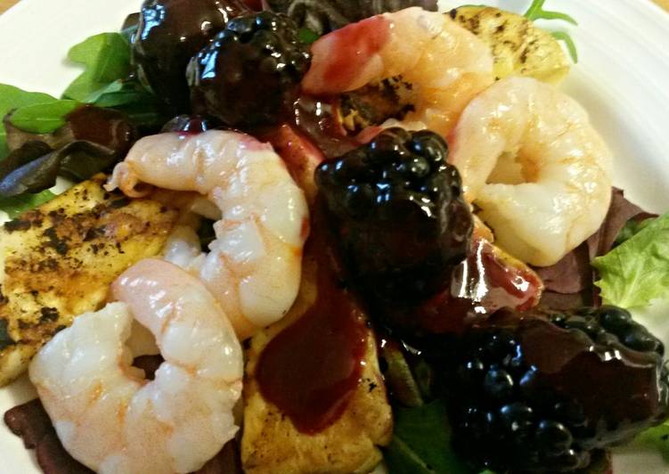 Step-by-Step Guide to Make Award-winning Sig’s Rich Fruit Sauce with Prawns and Halloumi