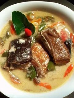 Foto resep Mangut ikan pari asap